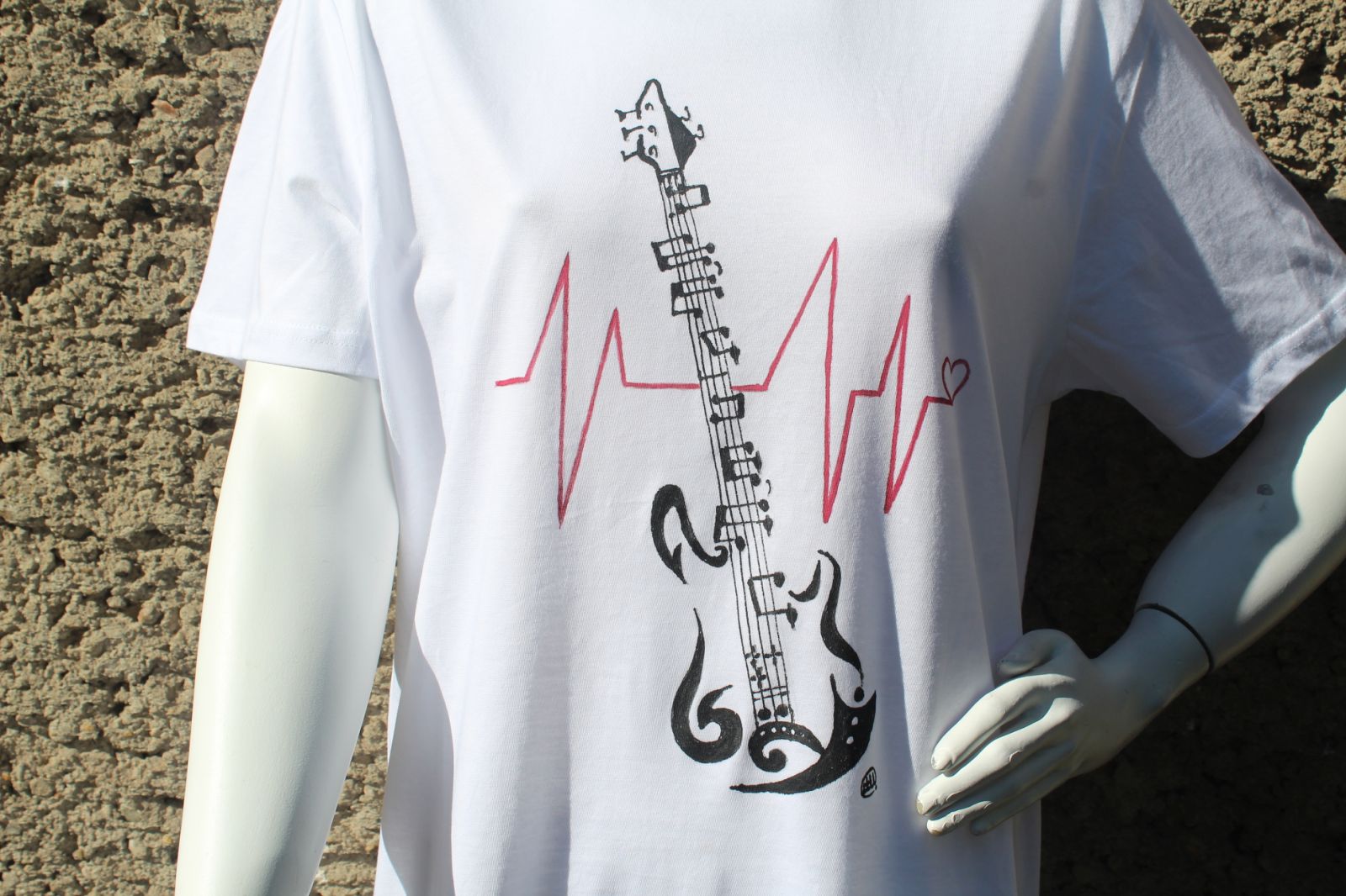 Ръчно рисувани тишарки 4